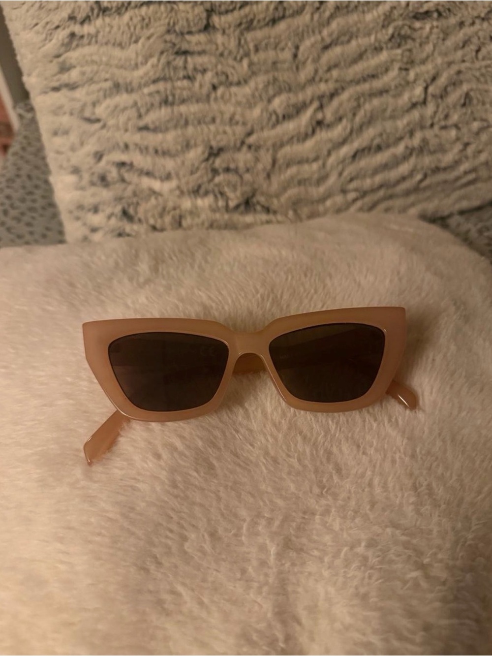 Forever 21 Beige Cat-Eye Sunglasses with Dark Lenses